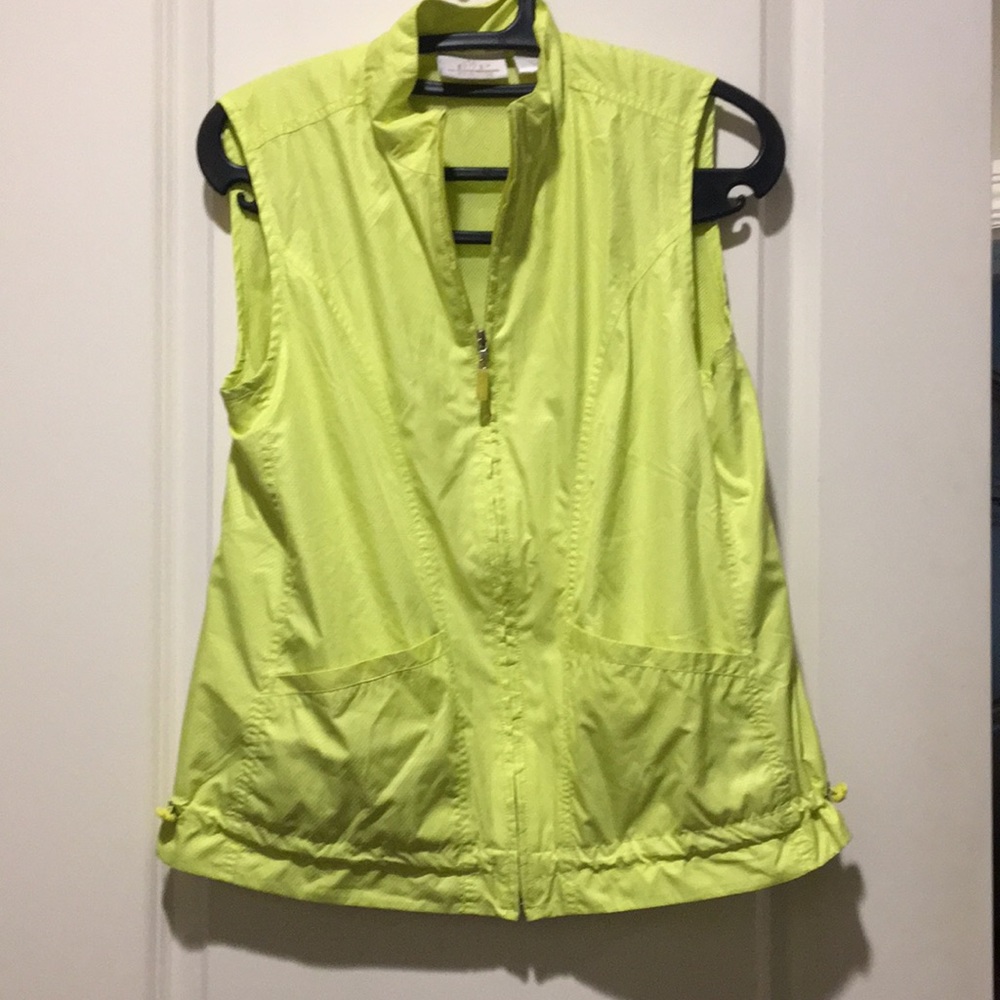 Like New!EP PRO women ZipUP Golf/Run/Tennis/pickleball/hiking sleeveless vest S